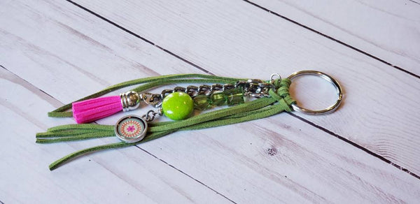 Pink ang green tassel Beaded Keychain,Large Tassel Keychains, Keychain for Women, glass keychain, beads, Purse Charms, Gift Ideas